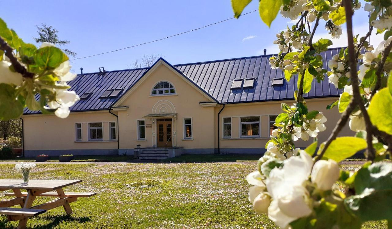 Hotel Kuelalistemaja Kukruse Residents à Kohtla-Järve Extérieur photo